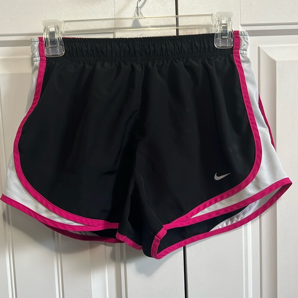Women’s Nike Dri-Fit Athletic Shorts | Size Medium